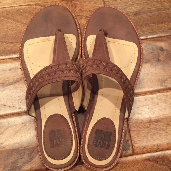 Frye Shoes - Frye Ali Artisanal sandals